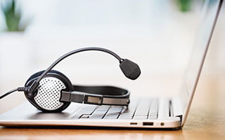 サポートが無料