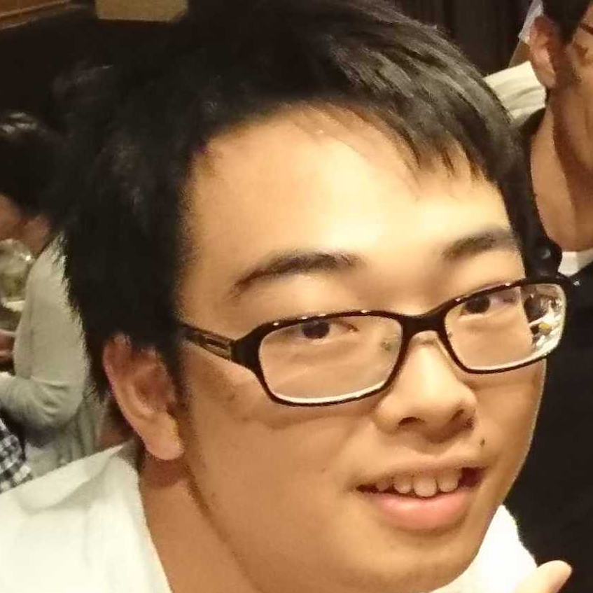 開発エンジニア 小石倉