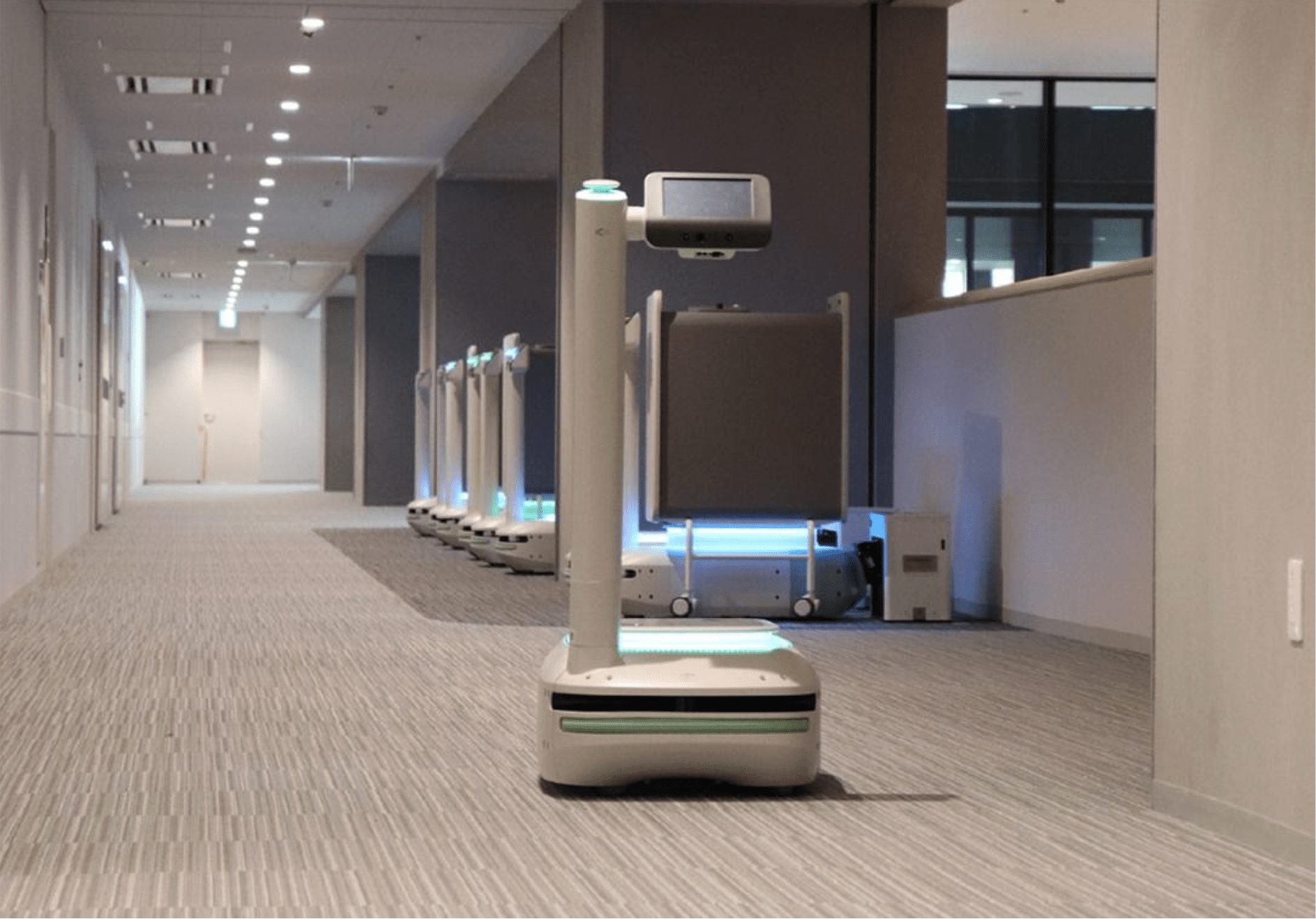 トヨタ記念病院新棟内 院内搬送ロボット Potaro